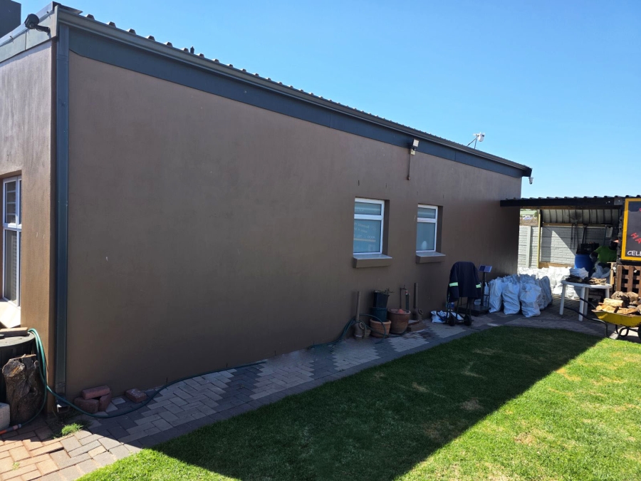 2 Bedroom Property for Sale in Vredenburg Western Cape